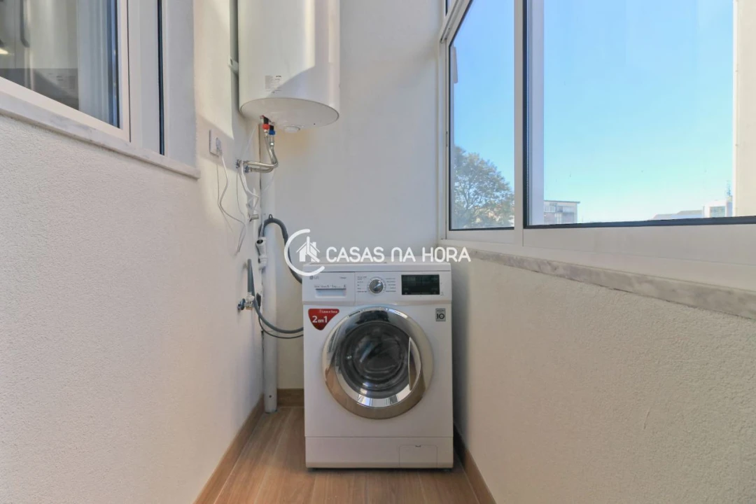 Apartamento T3 para Arrendamento em Cedofeita, Santo Ildefonso, Sé, Miragaia, São Nicolau e Vitória Foto 3