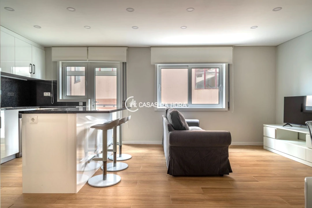 Apartamento T3 para Arrendamento em Cedofeita, Santo Ildefonso, Sé, Miragaia, São Nicolau e Vitória Foto 17