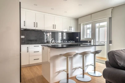 Apartamento T3 para Arrendamento em Cedofeita, Santo Ildefonso, Sé, Miragaia, São Nicolau e Vitória