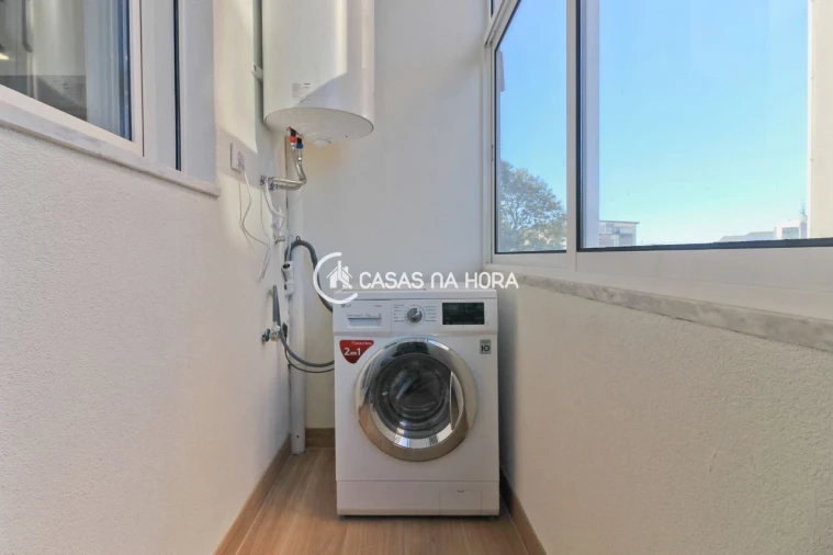 Apartamento T3 para Arrendamento em Cedofeita, Santo Ildefonso, Sé, Miragaia, São Nicolau e Vitória Foto 3
