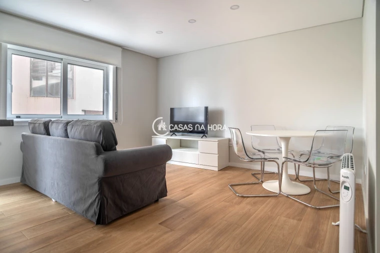 Apartamento T3 para Arrendamento em Cedofeita, Santo Ildefonso, Sé, Miragaia, São Nicolau e Vitória Foto 18