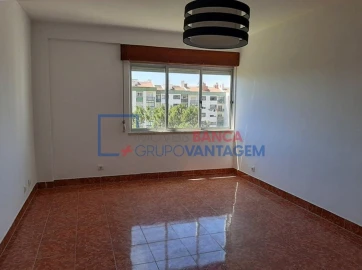 Apartamento T2 para Venda em Rio de Mouro