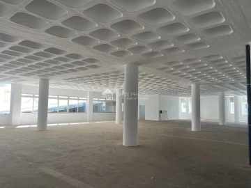 Armazém para Venda em Sacavém e Prior Velho