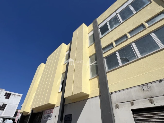 Armazém para Venda em Sacavém e Prior Velho Foto 2