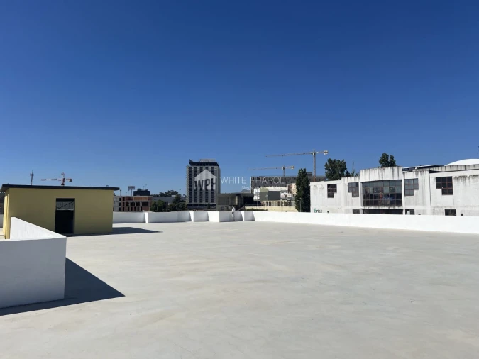 Armazém para Venda em Sacavém e Prior Velho Foto 7