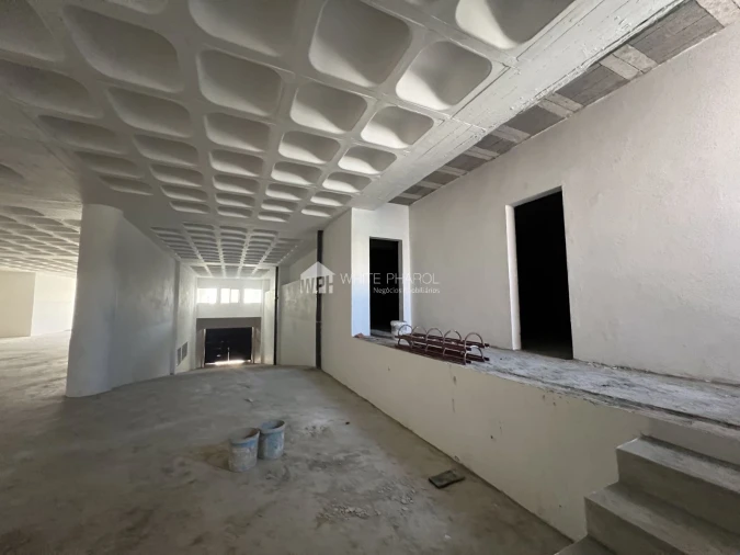 Armazém para Venda em Sacavém e Prior Velho Foto 25