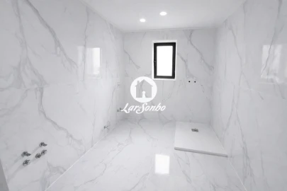 Moradia T3 para Venda em Silva