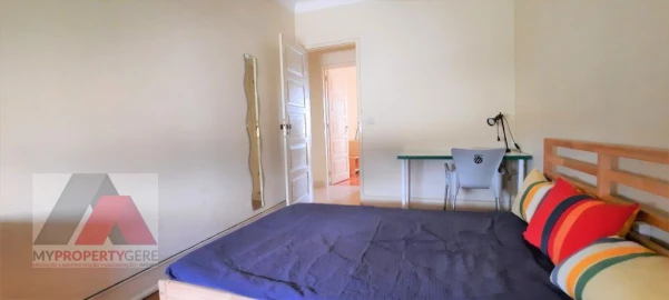 Apartamento T3 para Arrendamento em Alcantara