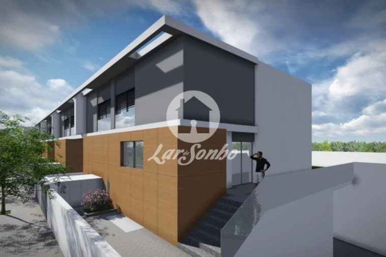 Moradia T3 para Venda em Aguas Santas Foto 4