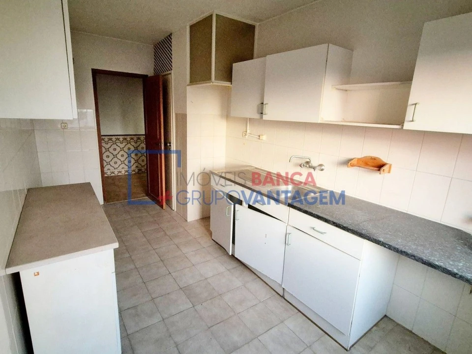 Apartamento T2 para Venda em Alcabideche Foto 11