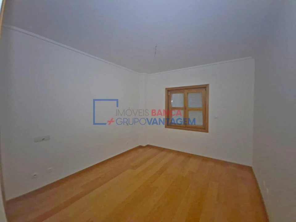 Apartamento T2 para Venda em Venteira Foto 12