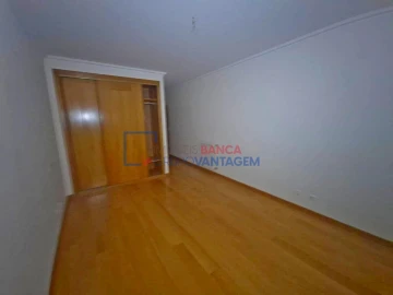 Apartamento T2 para Venda em Venteira