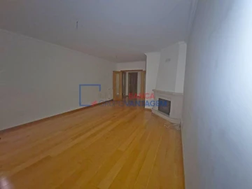 Apartamento T2 para Venda em Venteira
