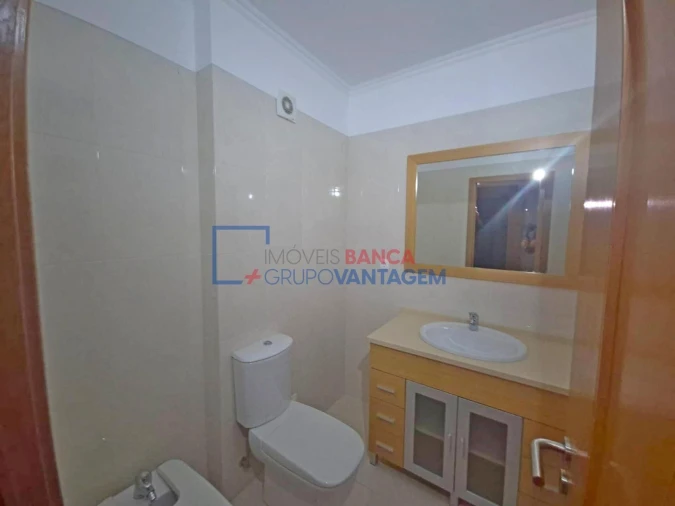 Apartamento T2 para Venda em Venteira Foto 6