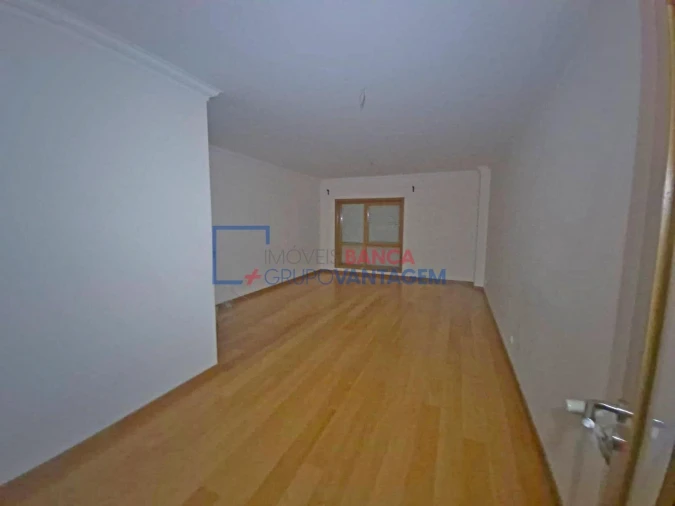 Apartamento T2 para Venda em Venteira Foto 11