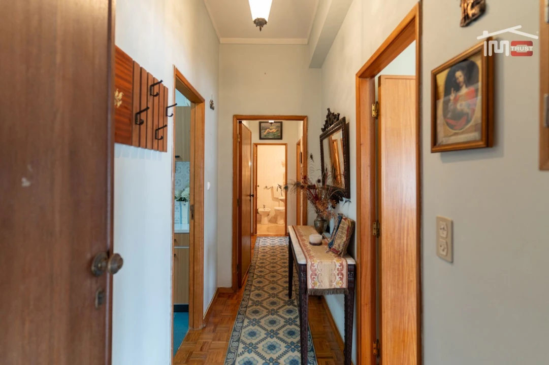 Apartamento T4 para Venda em Nossa Senhora das Misericordias Foto 18