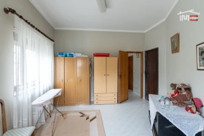 Apartamento T4 para Venda em Nossa Senhora das Misericordias