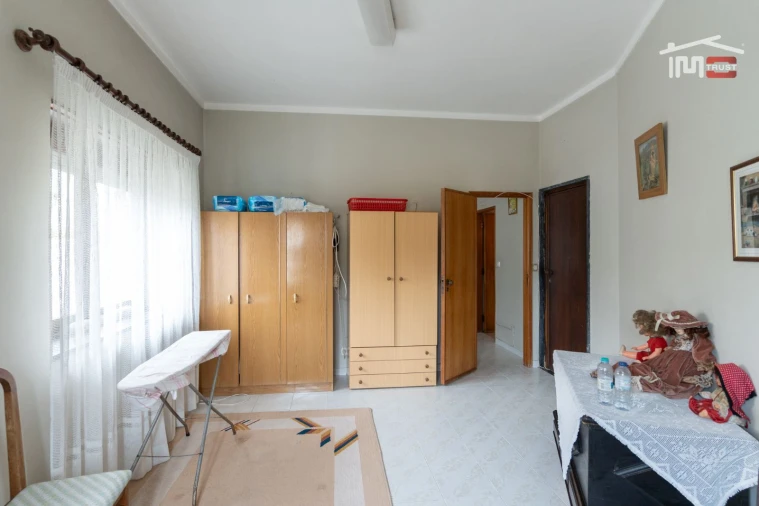 Apartamento T4 para Venda em Nossa Senhora das Misericordias Foto 7