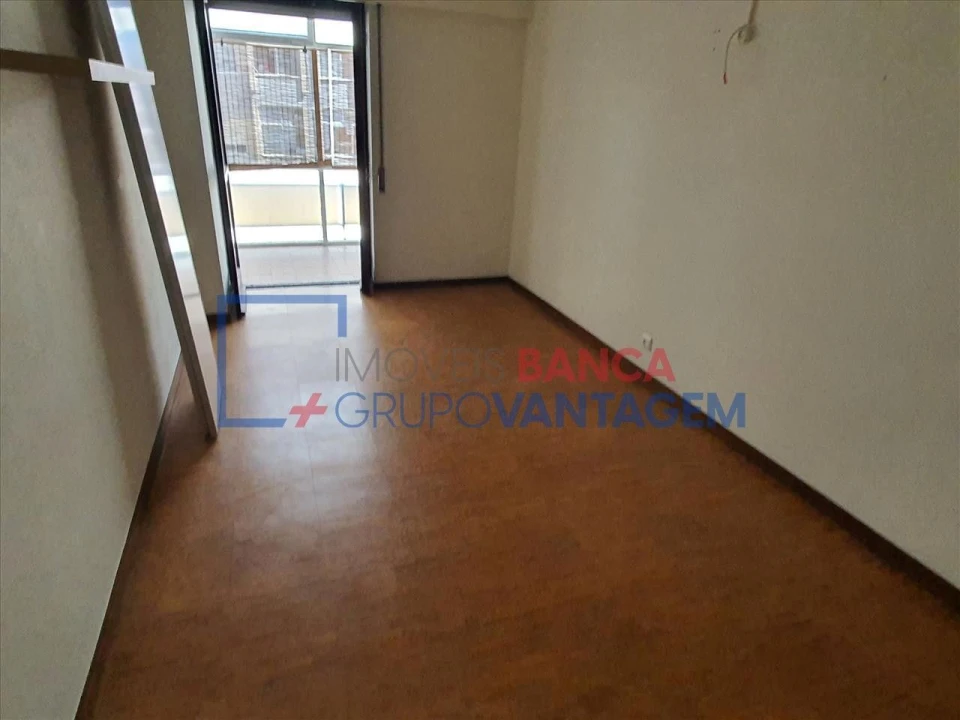 Apartamento T2 para Venda em Santa Marinha e São Pedro da Afurada Foto 15