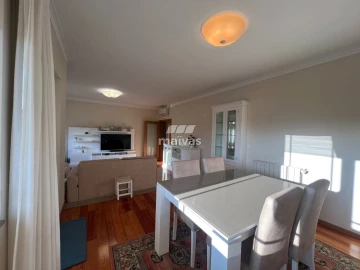 Moradia T4 para Venda em Sabariz