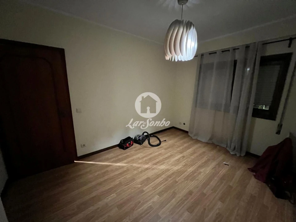 Apartamento T2 para Arrendamento em Paranhos Foto 7
