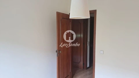Apartamento T2 para Arrendamento em Paranhos