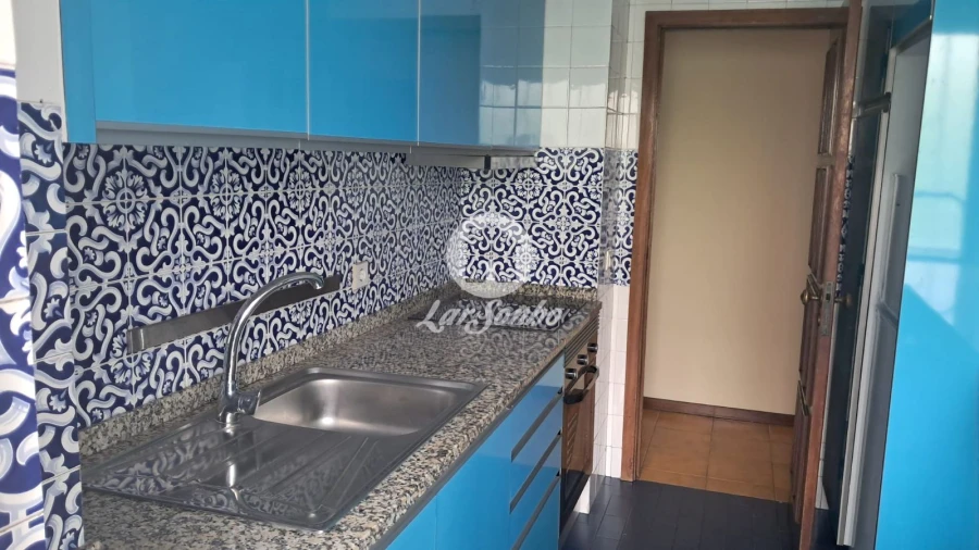 Apartamento T2 para Arrendamento em Paranhos Foto 8
