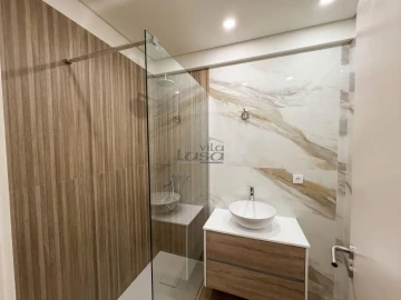 Apartamento T3 para Venda em Santa Marinha e São Pedro da Afurada