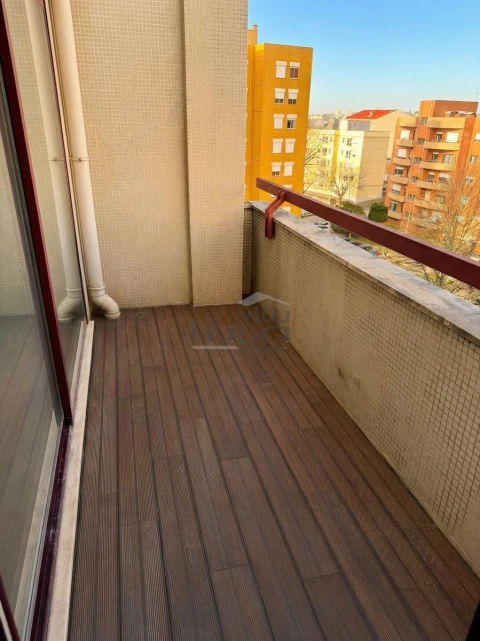 Apartamento T3 para Venda em Santa Marinha e São Pedro da Afurada