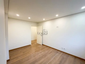 Apartamento T3 para Venda em Santa Marinha e São Pedro da Afurada