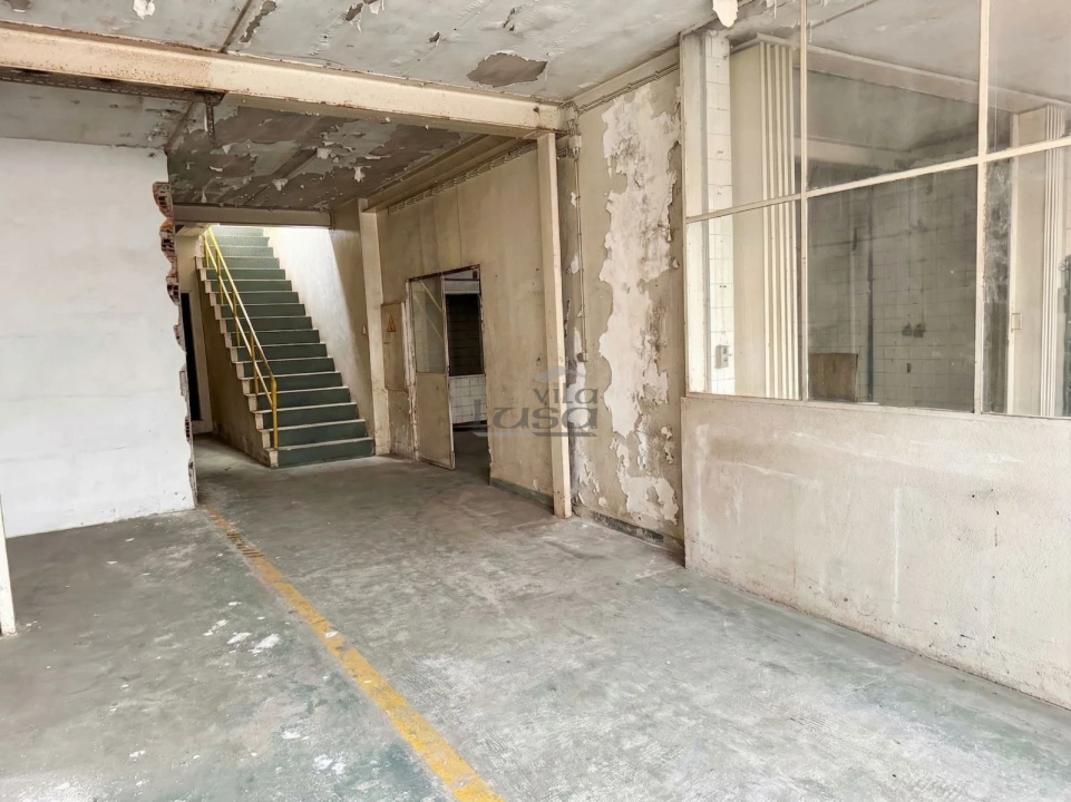 Armazém para Venda em Santa Marinha e São Pedro da Afurada Foto 6