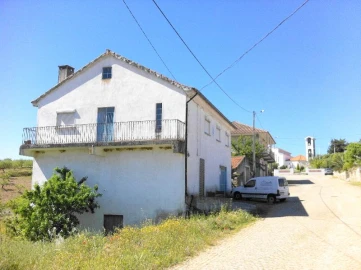 Moradia T3 para Venda em Cerejais