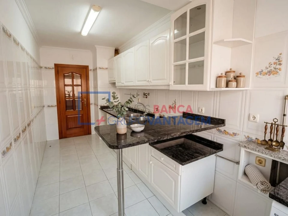 Apartamento T2 para Venda em Cacém e São Marcos Foto 3
