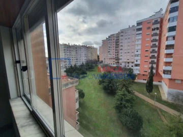 Apartamento T2 para Venda em Cacém e São Marcos