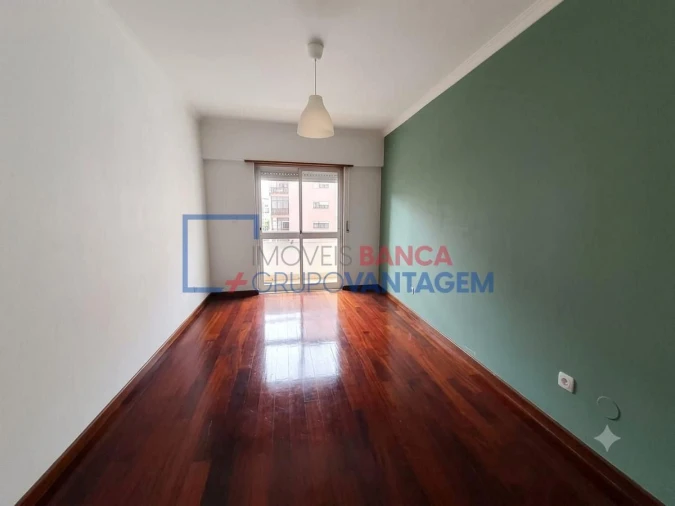 Apartamento T2 para Venda em Cacém e São Marcos Foto 12