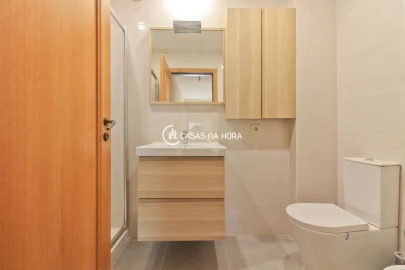 Apartamento T4 para Arrendamento em Ramalde