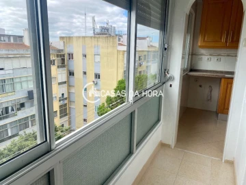 Apartamento T3 para Venda em Almada, Cova da Piedade, Pragal e Cacilhas