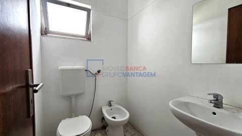 Apartamento T3 para Venda em Agualva e Mira-Sintra