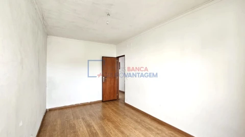 Apartamento T3 para Venda em Agualva e Mira-Sintra