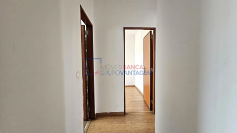 Apartamento T3 para Venda em Agualva e Mira-Sintra
