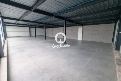 Loja para Arrendamento em Alheira e Igreja Nova