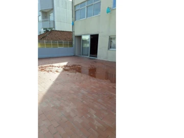 Apartamento T4 para Arrendamento em Mafamude e Vilar do Paraíso