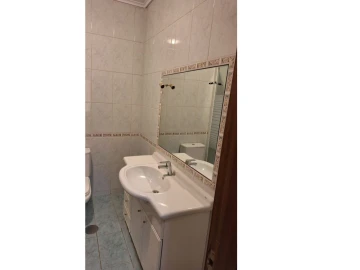 Apartamento T4 para Arrendamento em Mafamude e Vilar do Paraíso