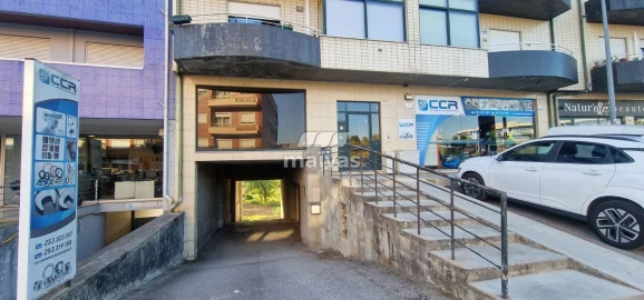 Escritório para Venda em Vila Verde e Barbudo