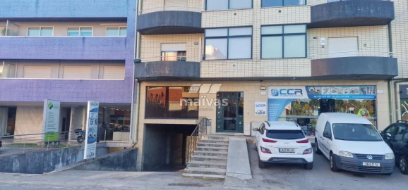 Escritório para Venda em Vila Verde e Barbudo