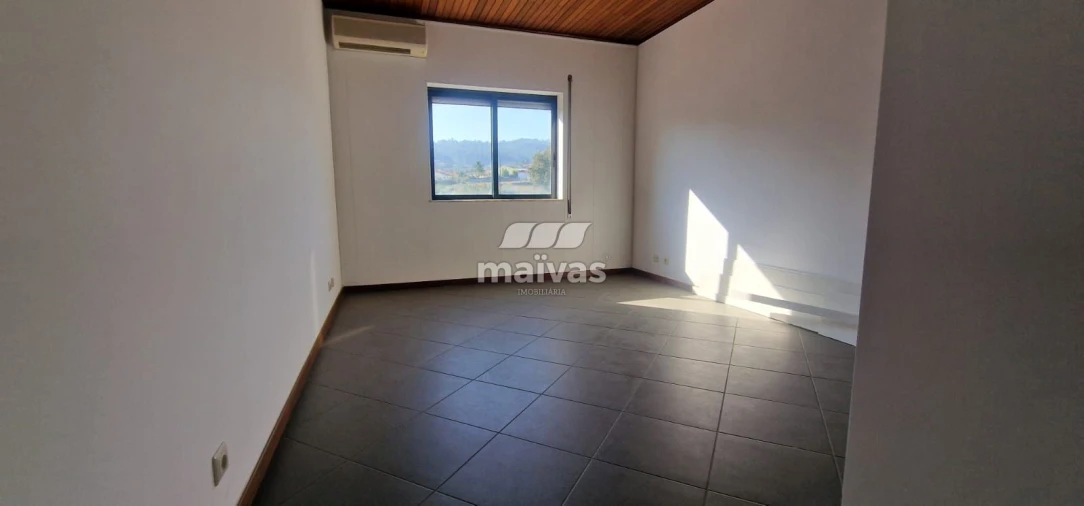 Escritório para Venda em Vila Verde e Barbudo Foto 8