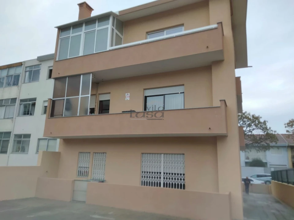 Apartamento T3 para Venda em Aguas Santas Foto 1