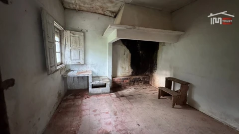 Moradia T3 para Venda em Maçãs de D. Maria