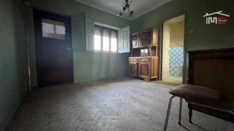 Moradia T3 para Venda em Maçãs de D. Maria