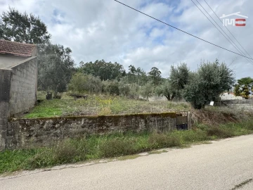 Moradia T3 para Venda em Maçãs de D. Maria